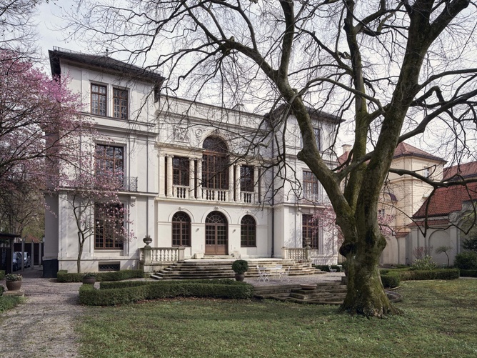 New Roots for Humanitarian Studies in Germany